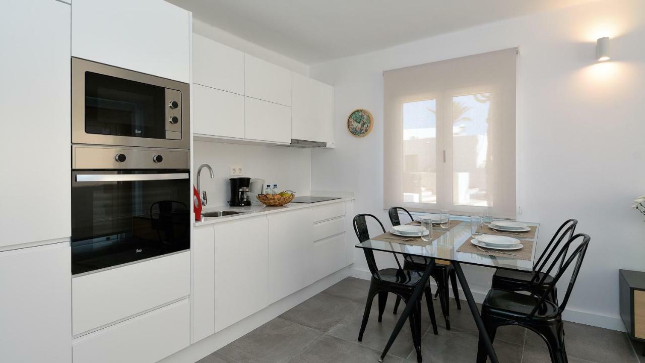 Apartments Seacoast Teguise コスタ・テギセ エクステリア 写真