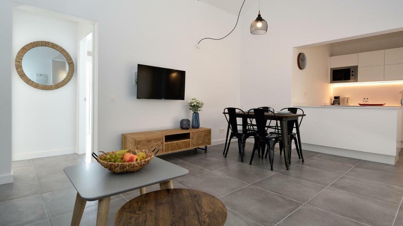 Apartments Seacoast Teguise コスタ・テギセ エクステリア 写真