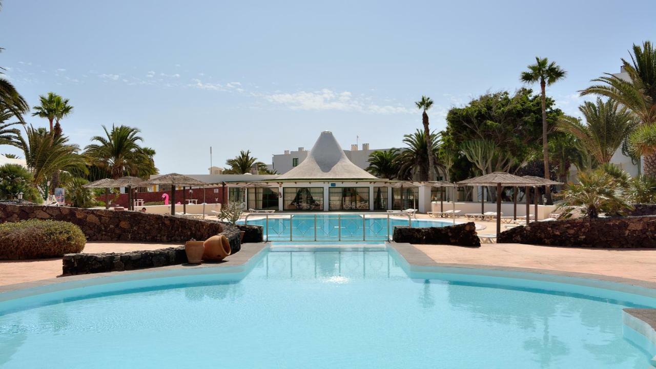 Apartments Seacoast Teguise コスタ・テギセ エクステリア 写真